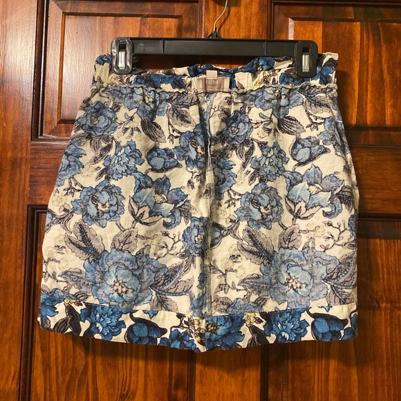 Ann Taylor LOFT Petites Linen-Blend Oversized Floral Mini Skirt Paperbag Waist - Picture 5 of 10
